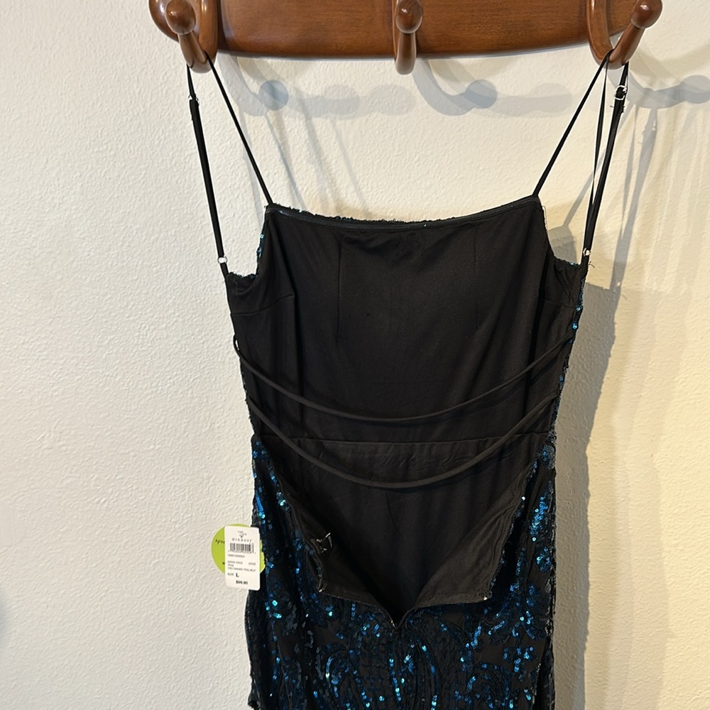 ✨Sequined open back dress with front side slit “Rowena” mermaid fit - Picture 15 of 15